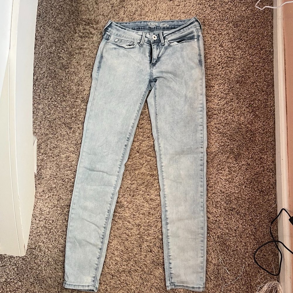 Denzien Washed Out Skinny Jeans